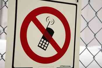 cell phone dangers, cell phones, EMF, EMR, radio waves, WiFi, 